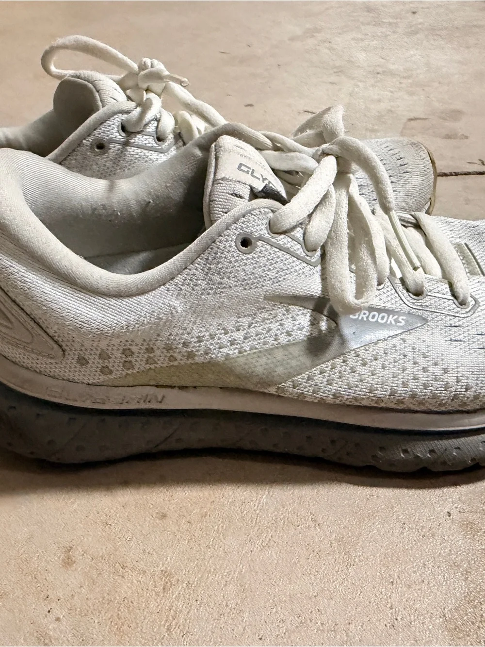 Brooks Glycerin 18
